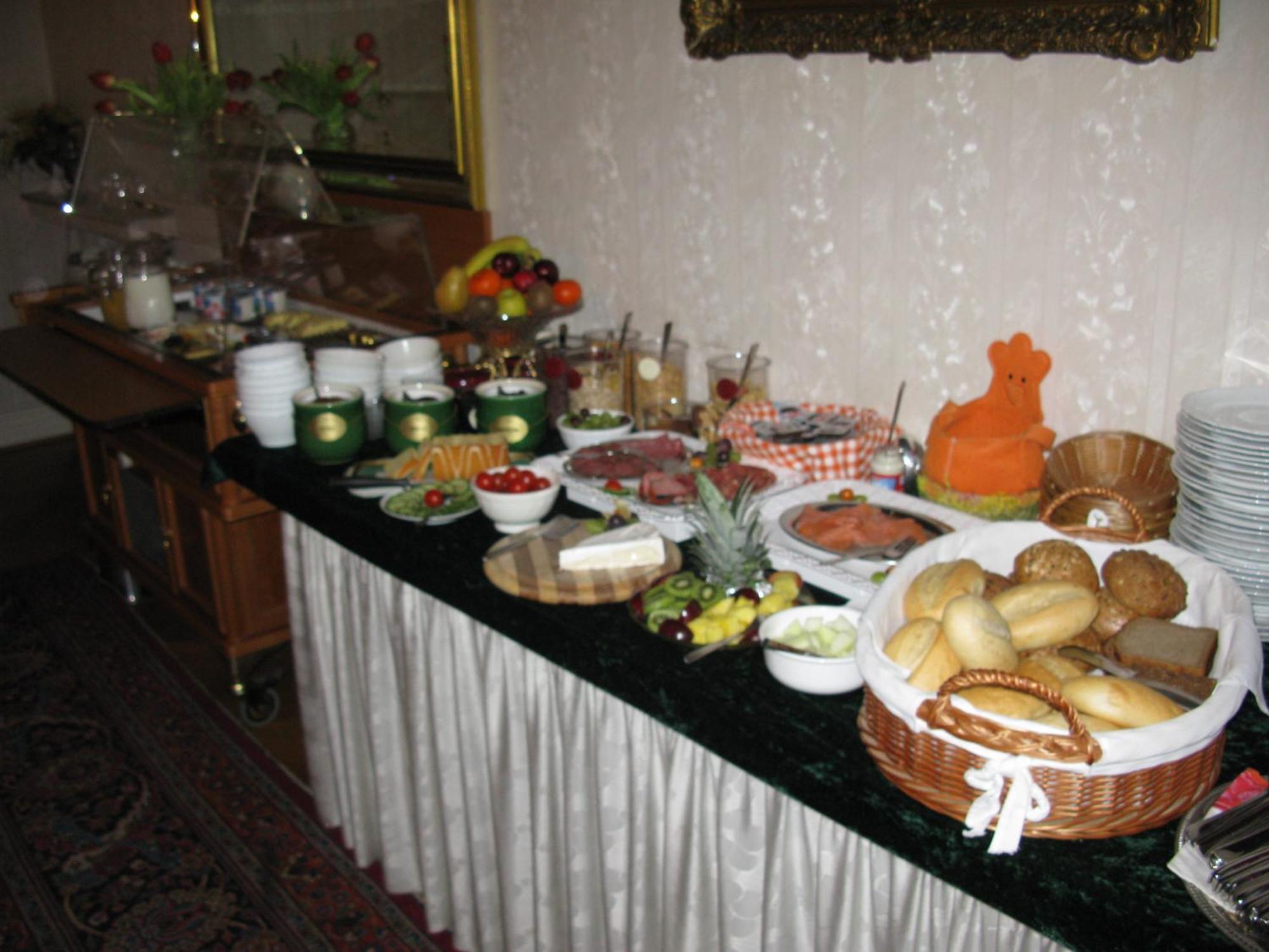 Hotel Waldersee ฮันโนเวอร์ ภายนอก รูปภาพ