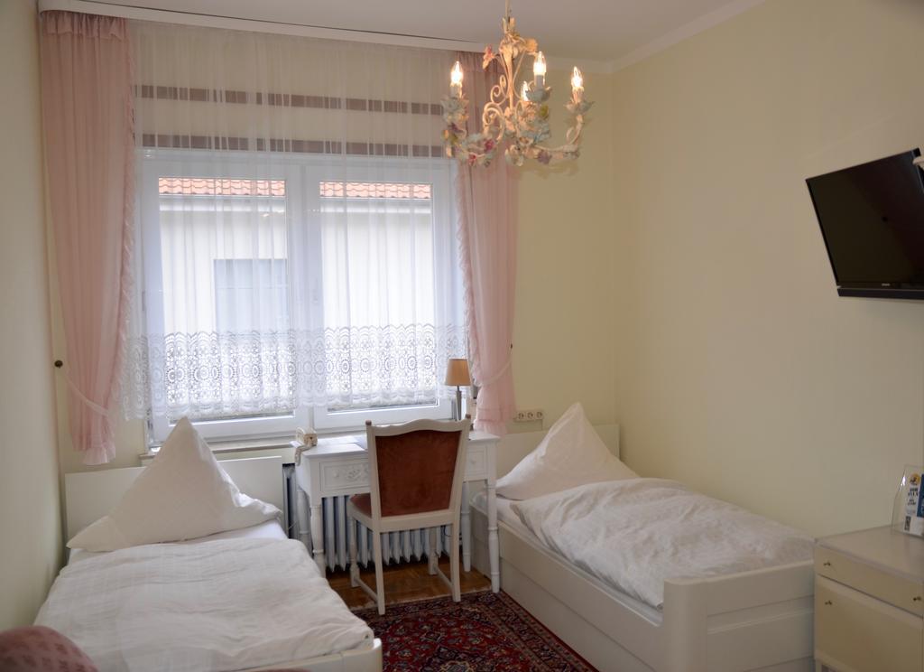 Hotel Waldersee ฮันโนเวอร์ ภายนอก รูปภาพ