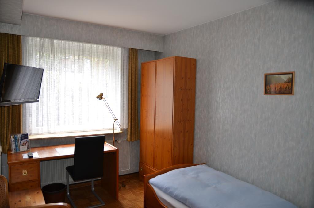 Hotel Waldersee ฮันโนเวอร์ ภายนอก รูปภาพ