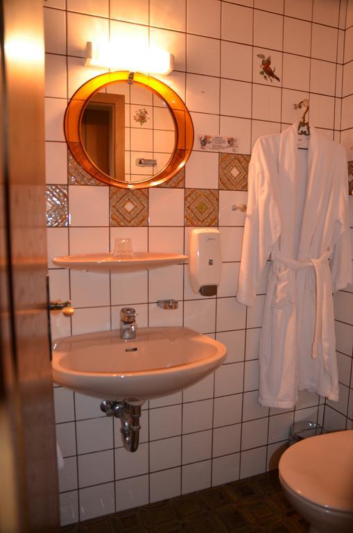 Hotel Waldersee ฮันโนเวอร์ ภายนอก รูปภาพ